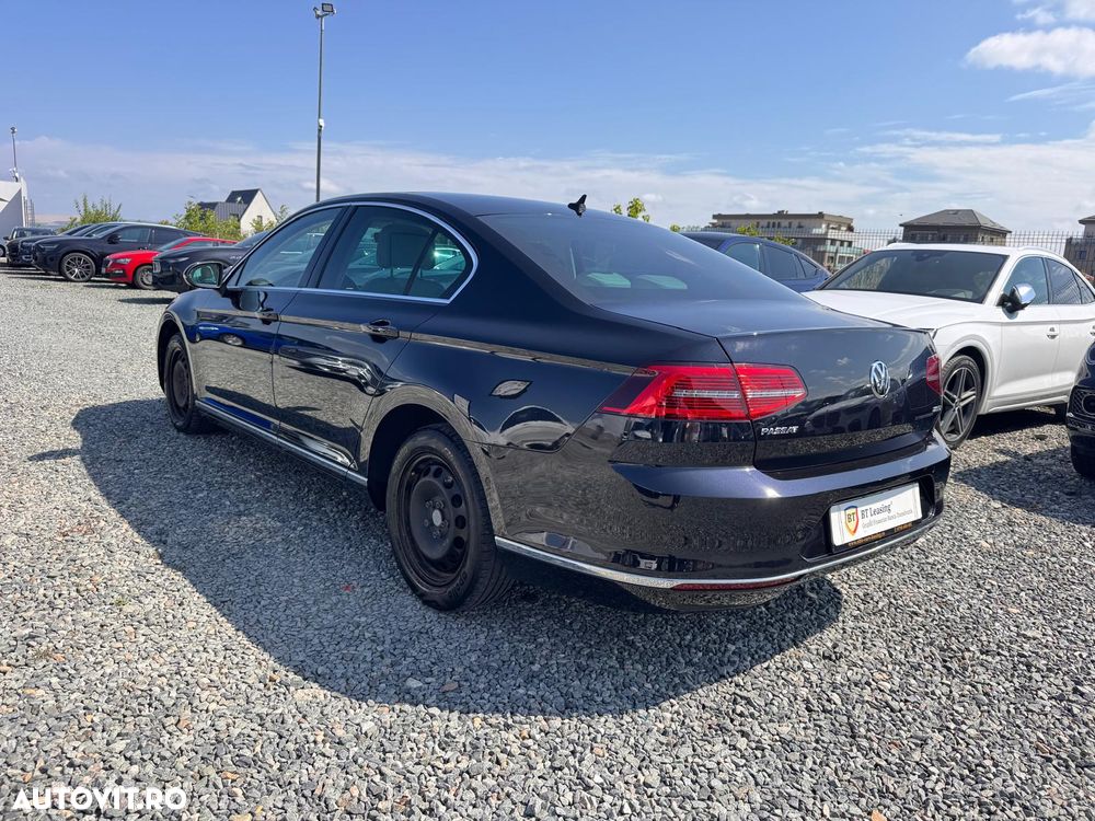 Volkswagen Passat 2.0 TDI DSG Highline - 4