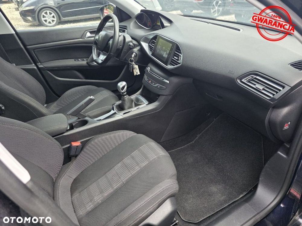 Peugeot 308 - 23