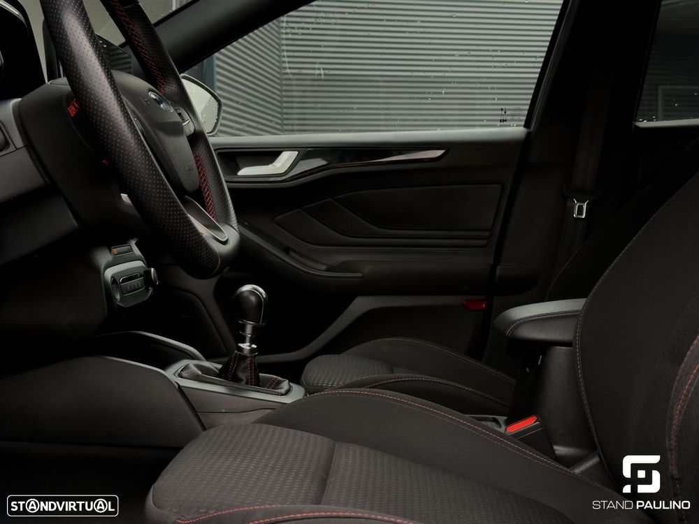 Ford Focus SW 1.0 EcoBoost MHEV ST-Line - 18