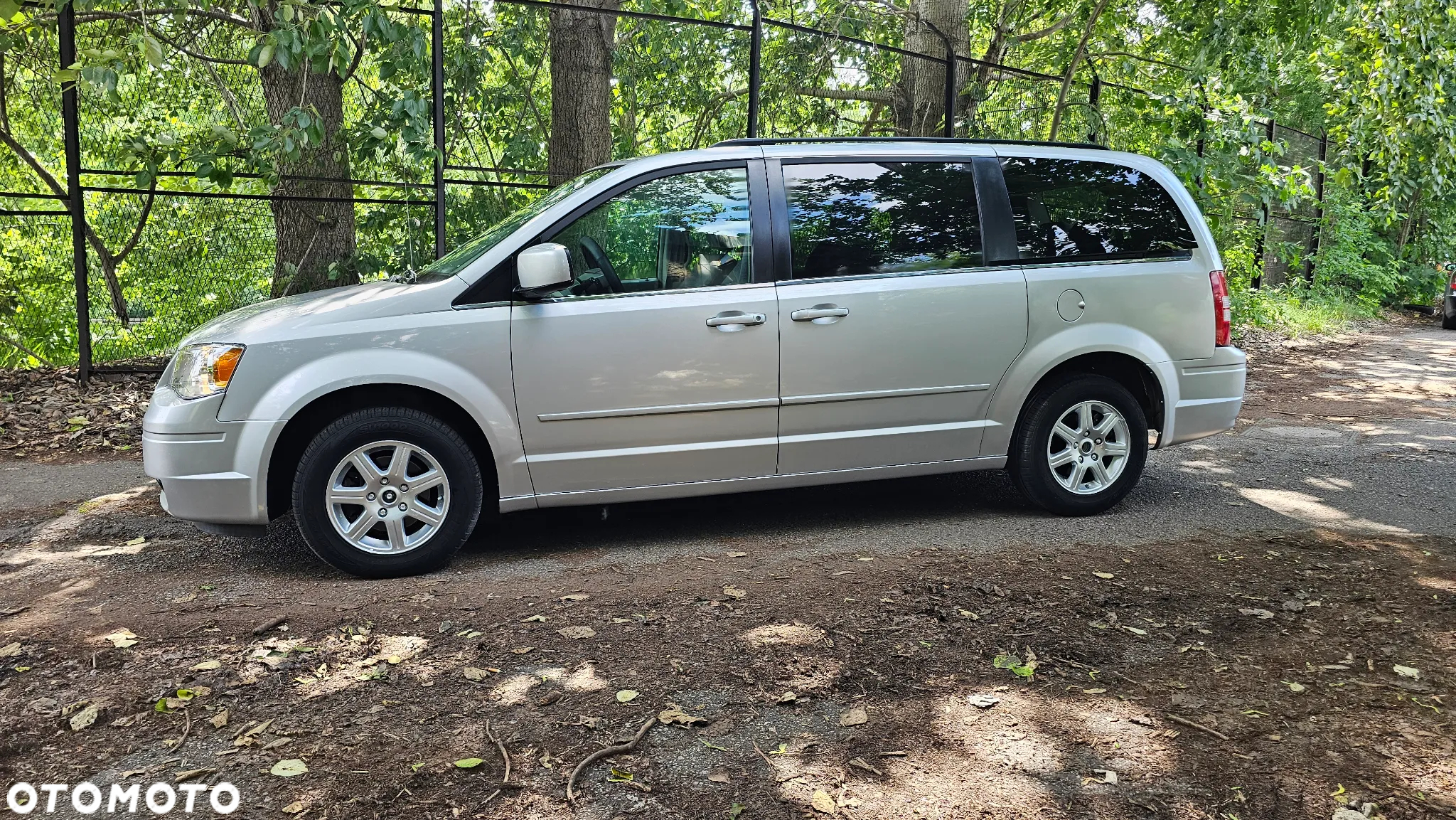 Chrysler Town & Country 3.8 Touring - 2