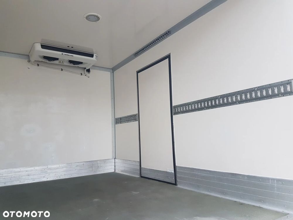 Iveco DAILY 6EP CHŁODNIA MROŹNIA IZOTERMA AGREGAT THERMO KING V-200 MAX GRZANIE 3,41x2,09x2,10 - 19