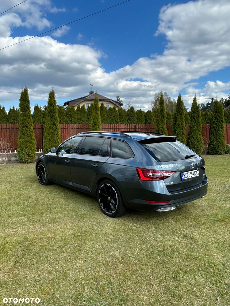 Skoda Superb 2.0 TDI 4x4 Sportline DSG - 6
