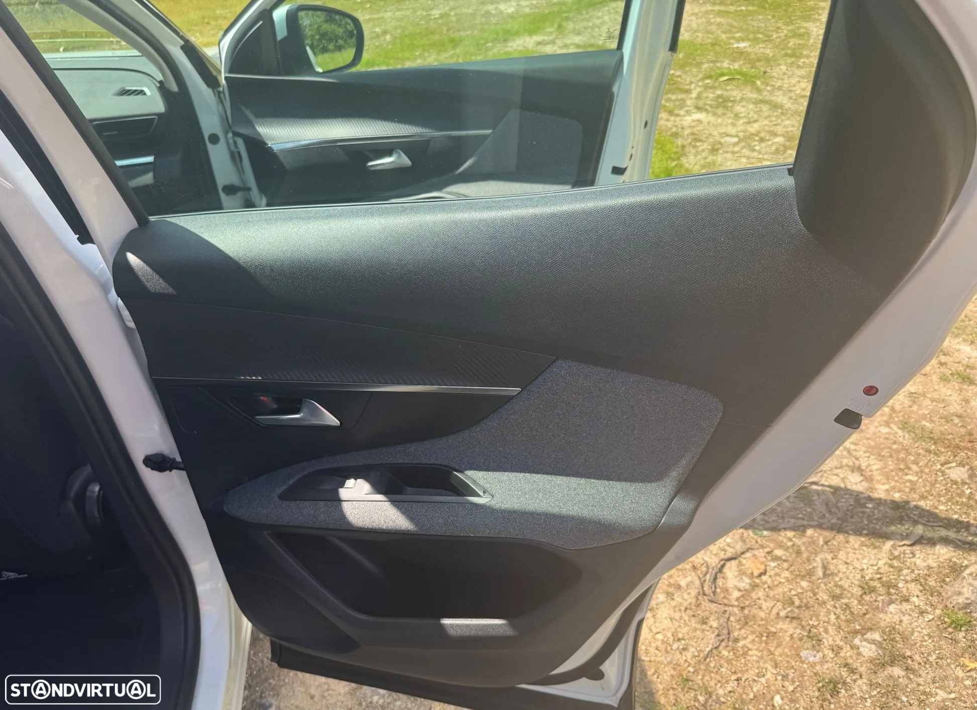 Peugeot 3008 - 19