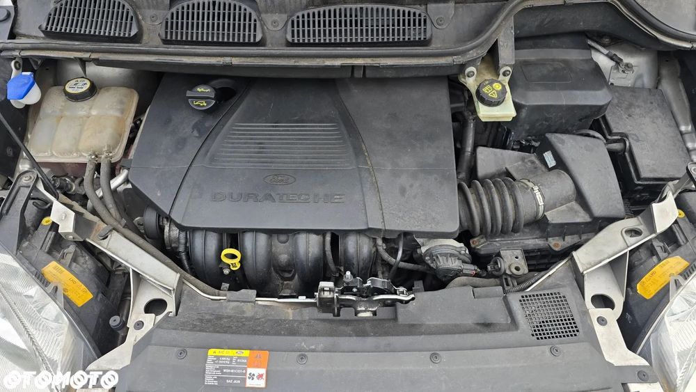 Ford Focus C-Max 1.8 Ghia - 29