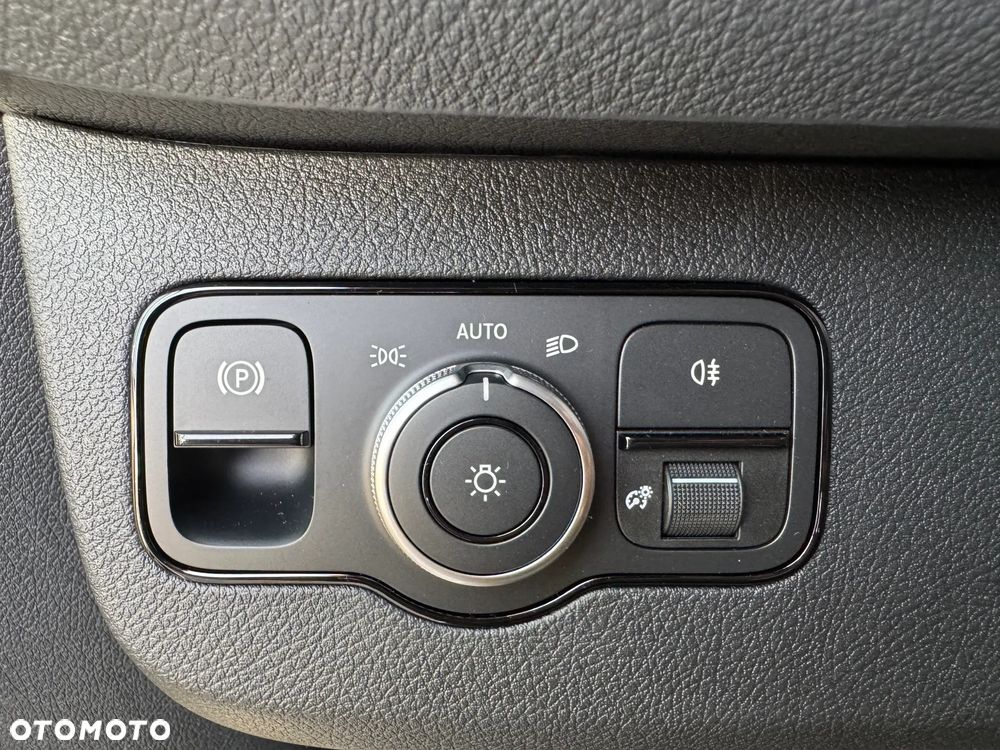 Mercedes-Benz eSprinter - 29