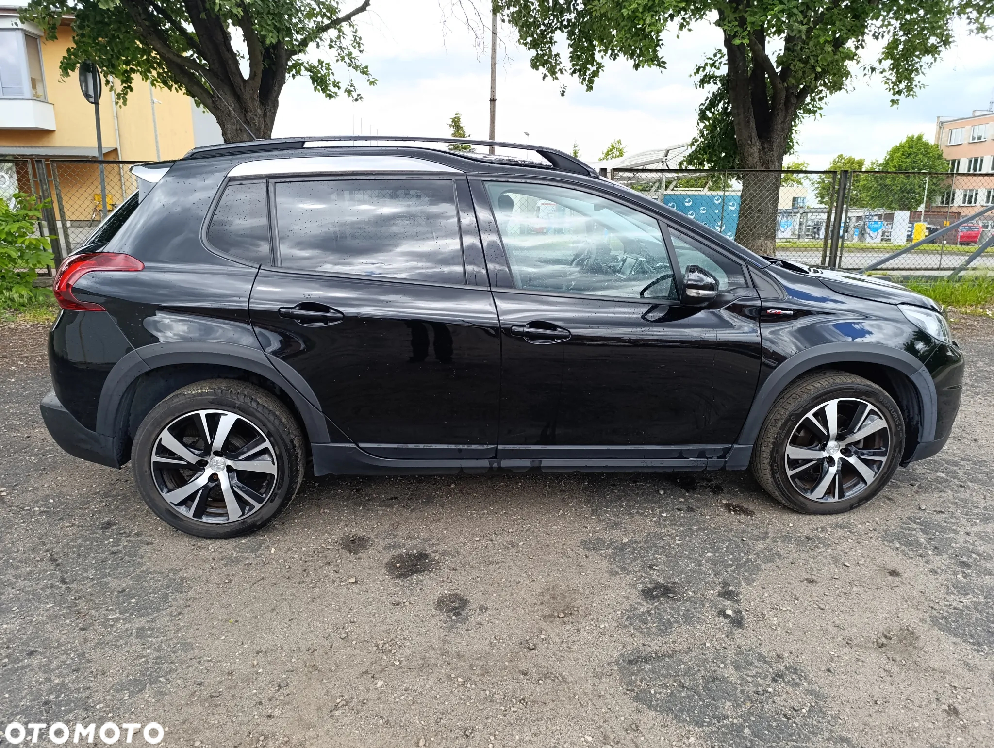 Peugeot 2008 PureTech 110 Stop&Start EAT6 GT-Line Edition - 9