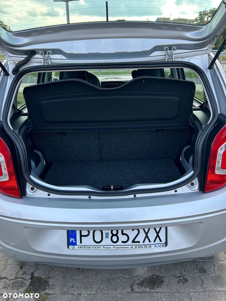 Volkswagen up! 1.0 move - 16