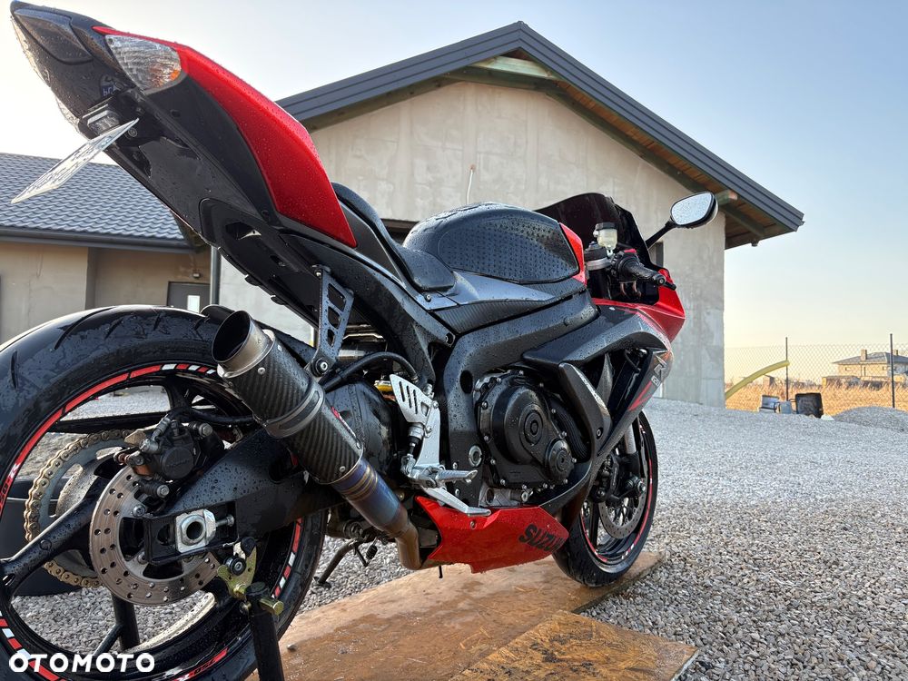 Suzuki GSX-R - 8