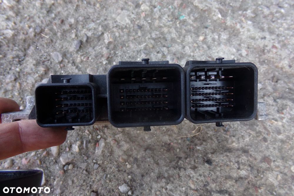 Komputer sterownik silnika 9666235880 Citroen Peugeot - 3