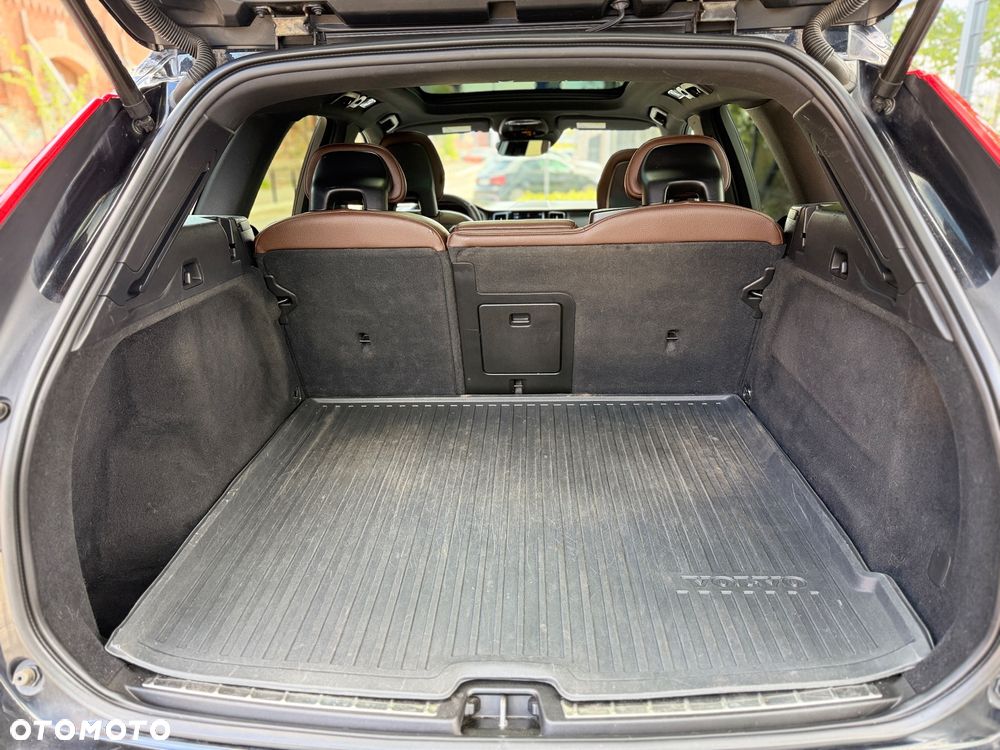 Volvo XC 60 T6 AWD Geartronic Inscription - 22