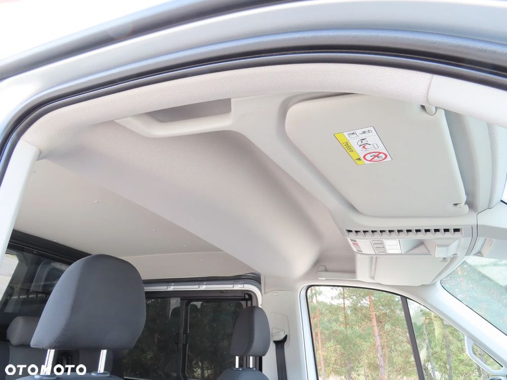 Volkswagen Crafter 35 BiTDI 2.0 177 KM AUTOMAT 6-Cio Os.+ 1036 Kg Ładowność MIXTO Indywidualna Zabudowa VIP, L2H1 Furgon Blaszak, 5905 mm Dł, FULL LED, DRZWI PRZESUWNE Z OBU STRON, HAK 3000 Kg, Rozstaw Osi 3665 mm, Stan Wizualny I Techniczny NOWY Tak Jak Z Taśmy Produkcyjnej Gotowy Dostępny OKAZJA POLECAM - 30