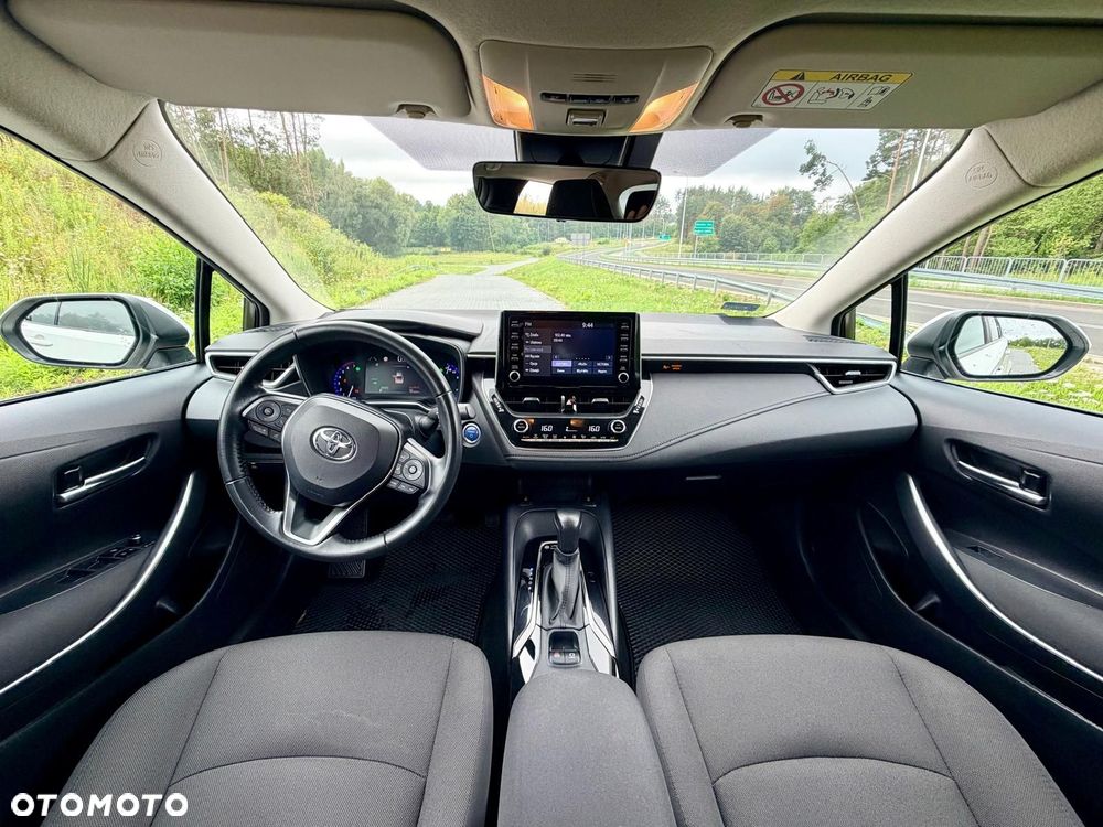 Toyota Corolla 1.8 Hybrid Comfort - 17