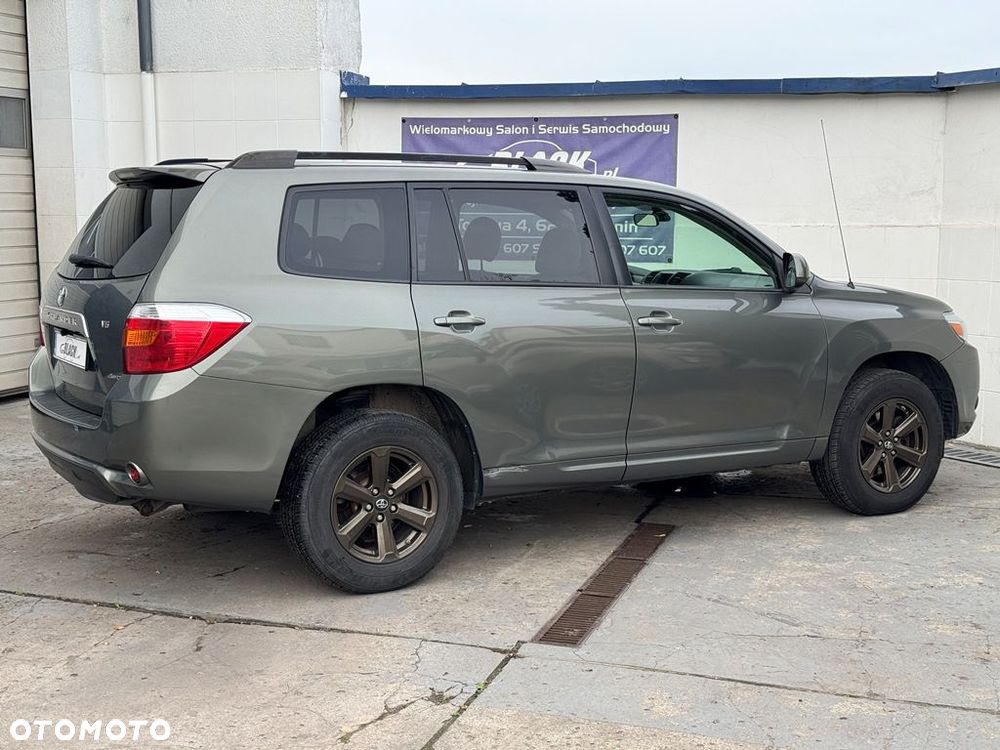 Toyota Highlander - 8