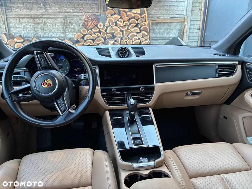 Porsche Macan Standard - 4