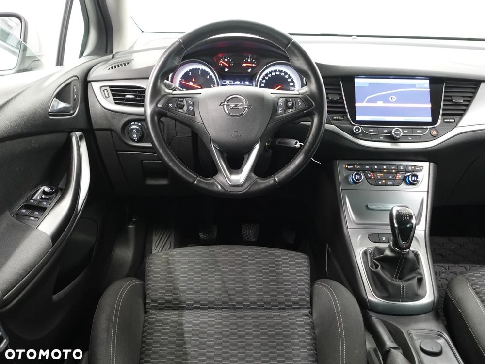 Opel Astra 1.6 D (CDTI) Dynamic - 28