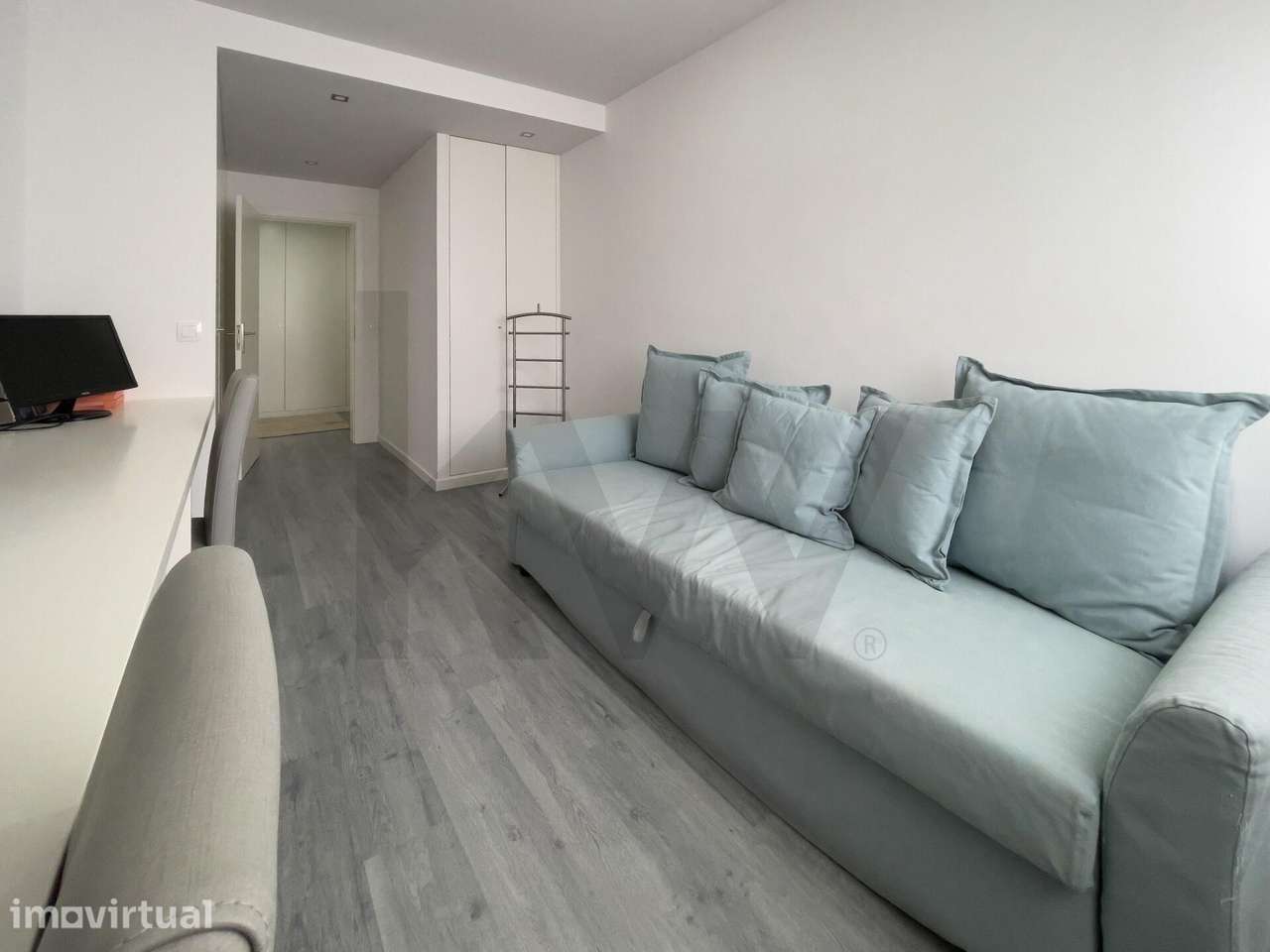 Apartamento T2 no Último Piso com Garagem, Elevador e Vista Mar – Pont - Grande imagem: 3/18
