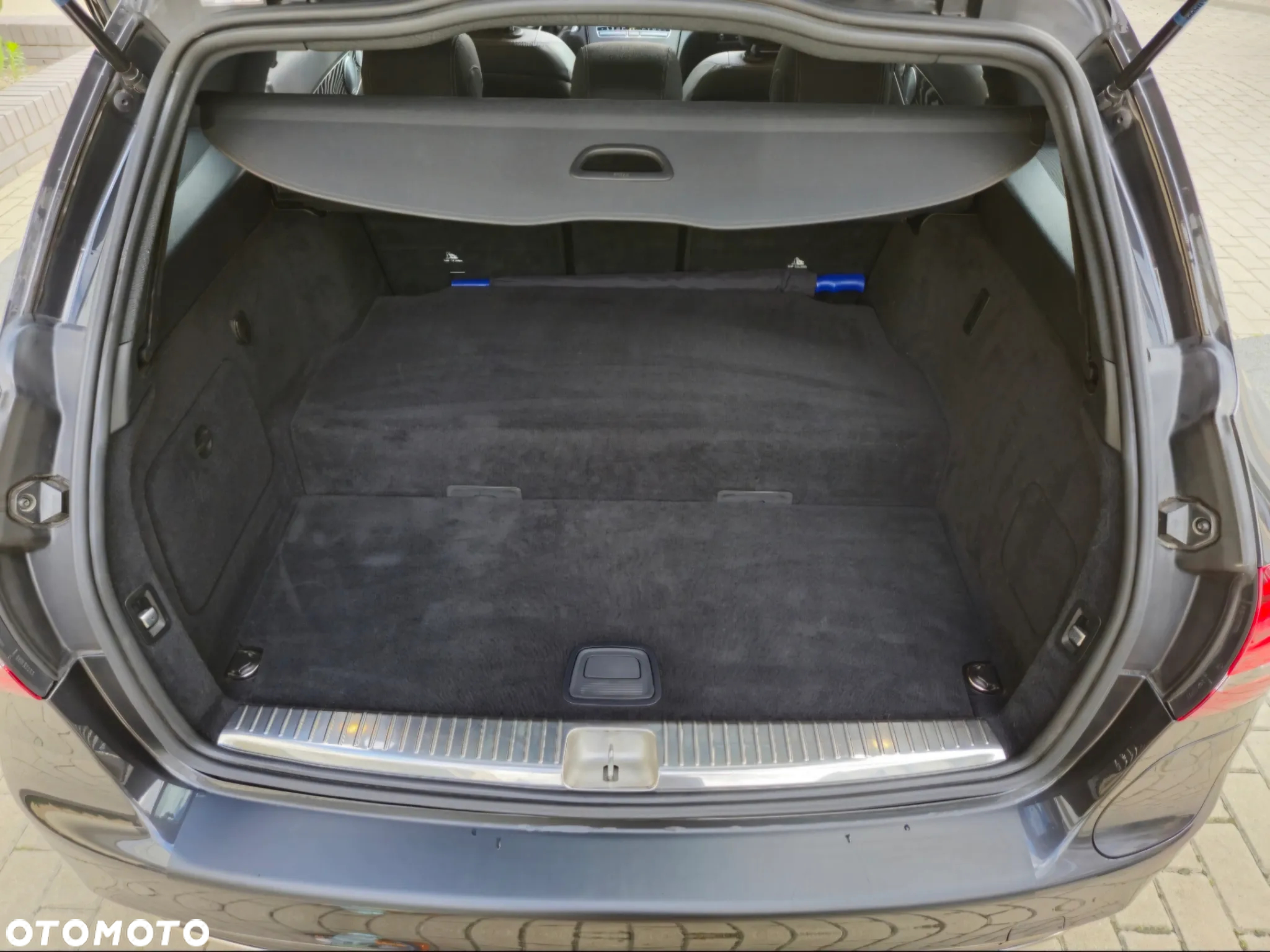 Mercedes-Benz Klasa C 300 e T 9G-TRONIC AMG Line - 20