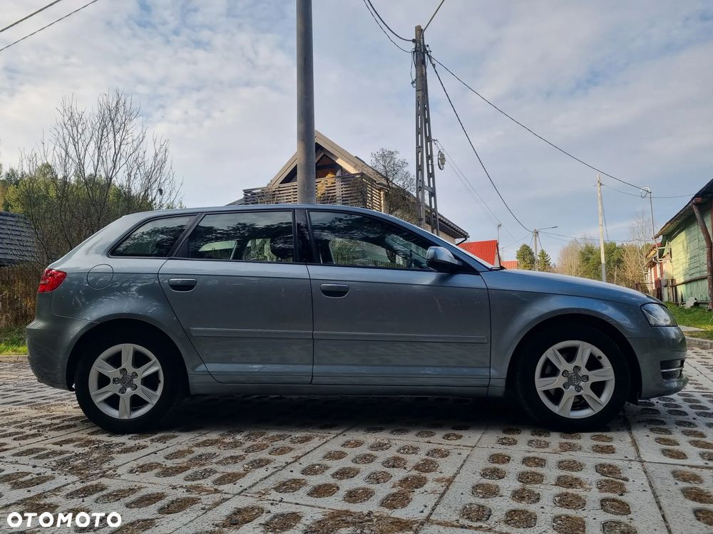 Audi A3 Sportback 2.0 TDI DPF Ambiente - 7