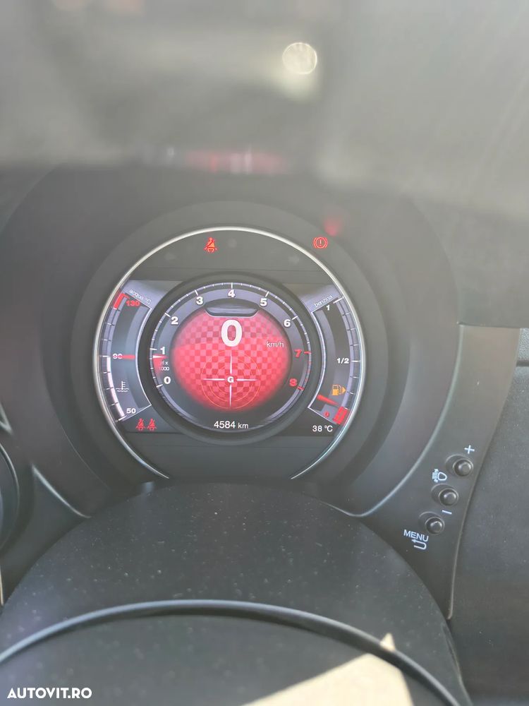 Abarth 695 - 17
