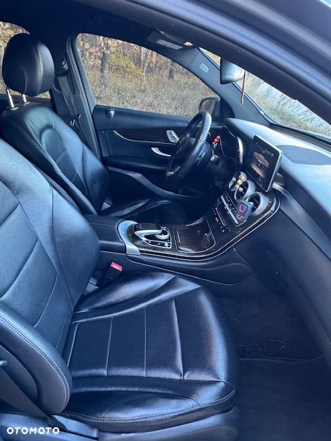 Mercedes-Benz GLC - 23