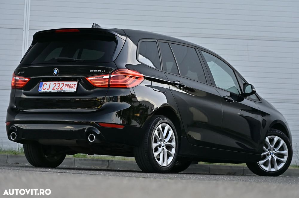 BMW Seria 2 220d xDrive AT Sport Line - 4