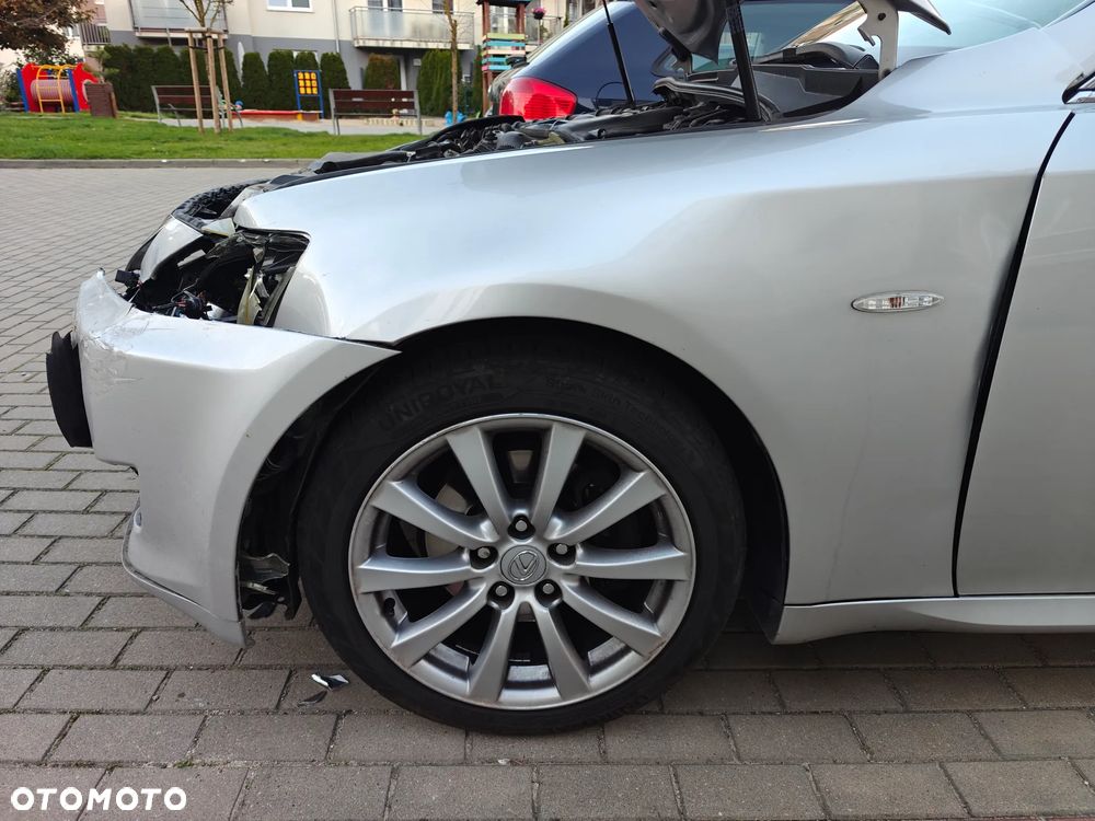 Lexus IS 250 - 2