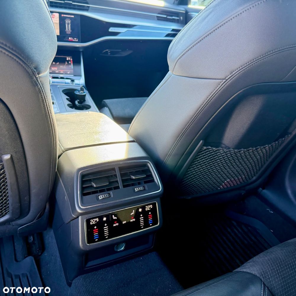 Audi A6 Avant 55 TFSI e Quattro Sport S tronic - 12