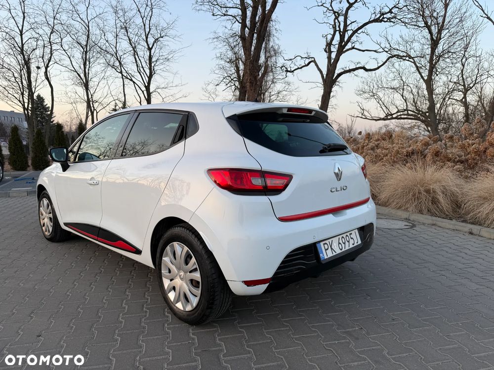 Renault Clio 1.5 dCi Zen - 9