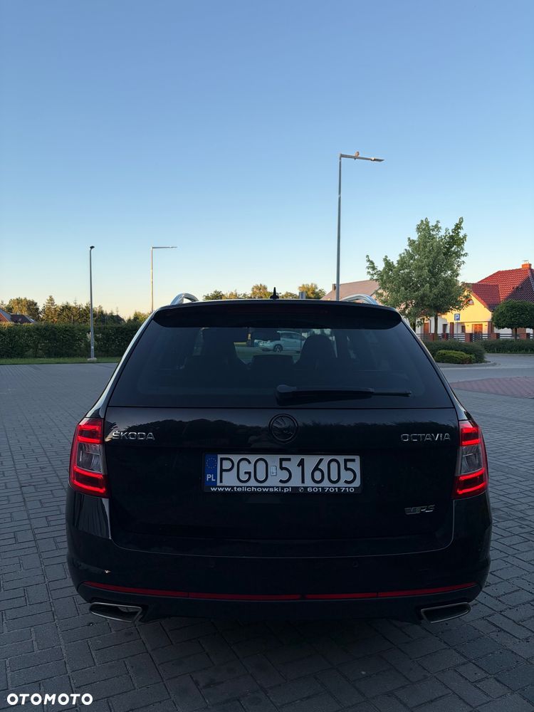 Skoda Octavia 2.0 TDI RS DSG - 5