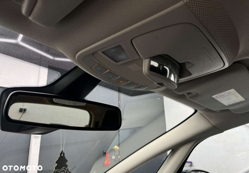 Ford S-Max - 23