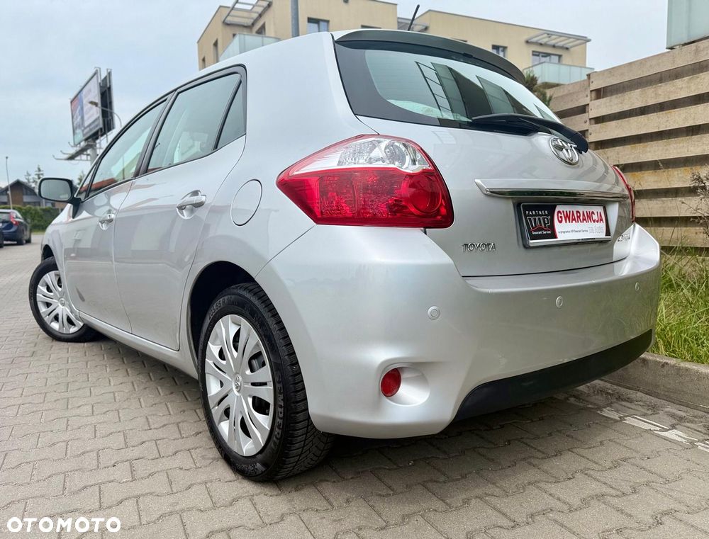 Toyota Auris 1.33 VVT-i Terra Start - 4