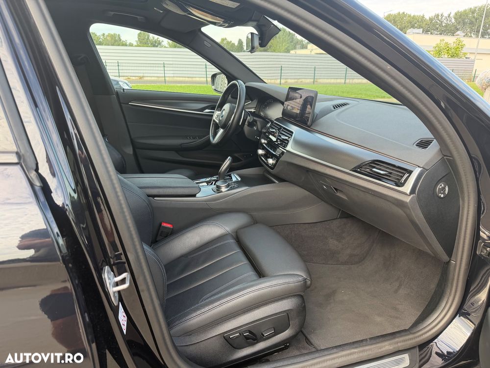 BMW Seria 5 530e Aut. M Sport Edition - 14