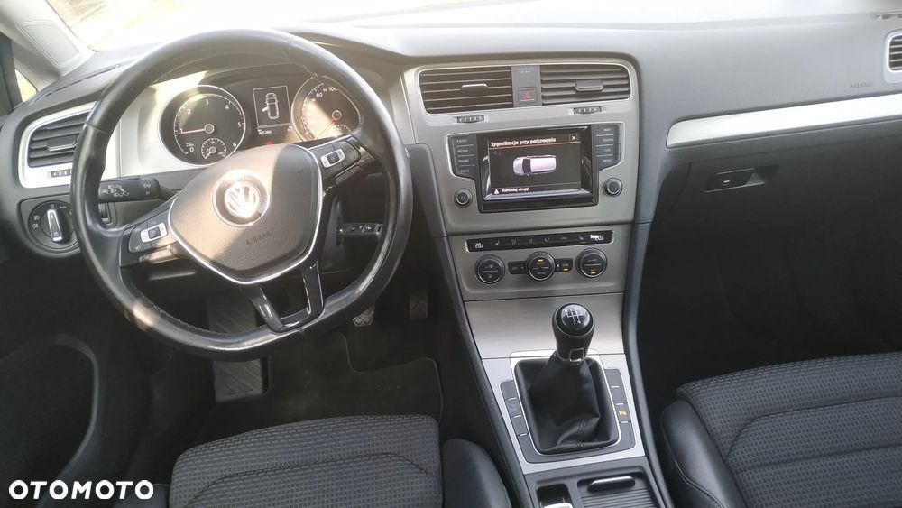 Volkswagen Golf 1.6 TDI BlueMotion Comfortline - 7