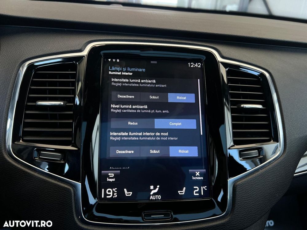 Volvo XC 90 - 29