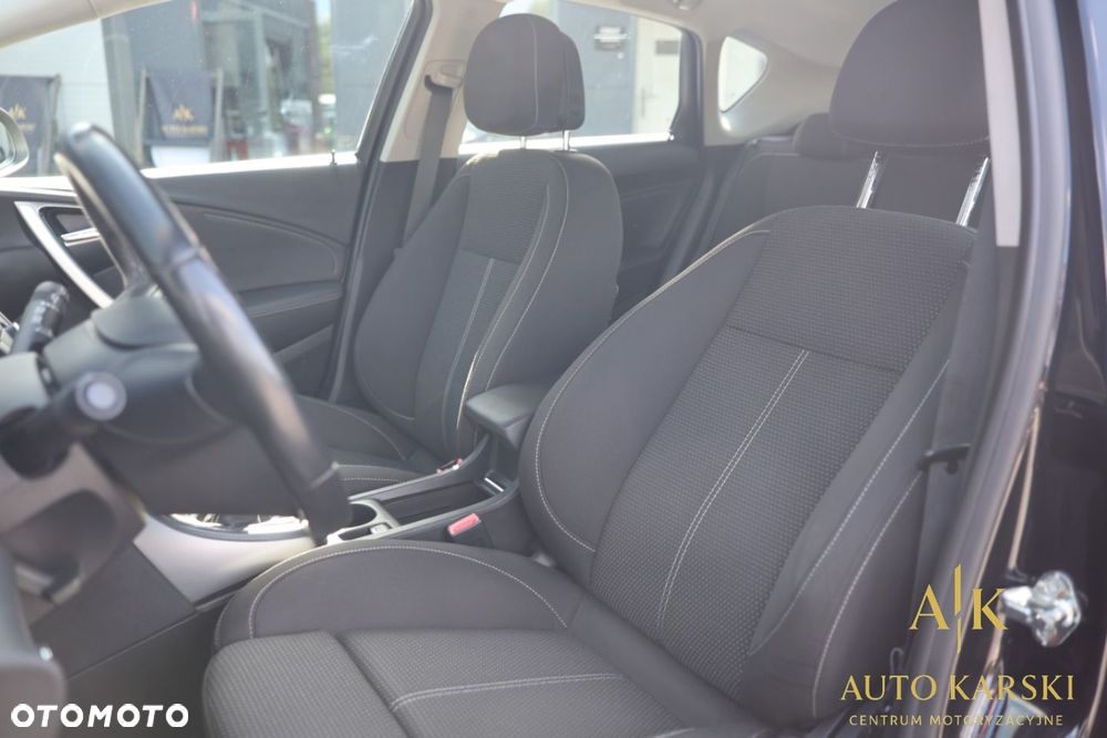 Opel Astra - 32