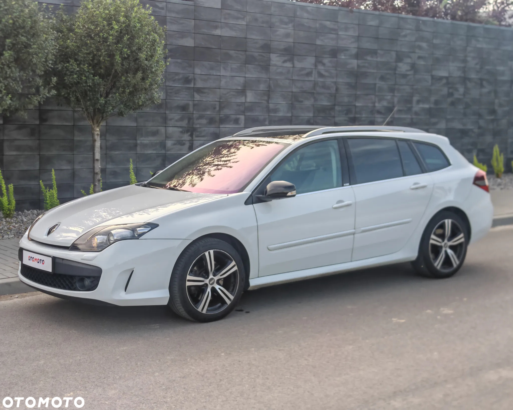 Renault Laguna Grandtour 2.0 16V Turbo GT - 2