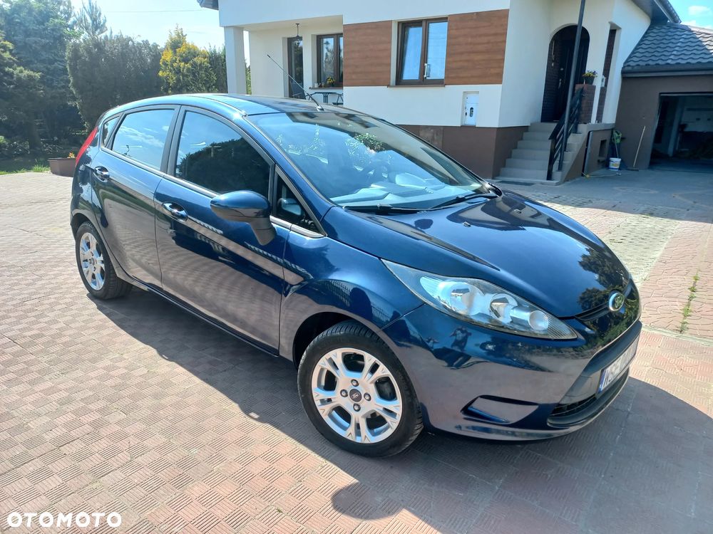 Ford Fiesta 1.25 Champions Edition - 3