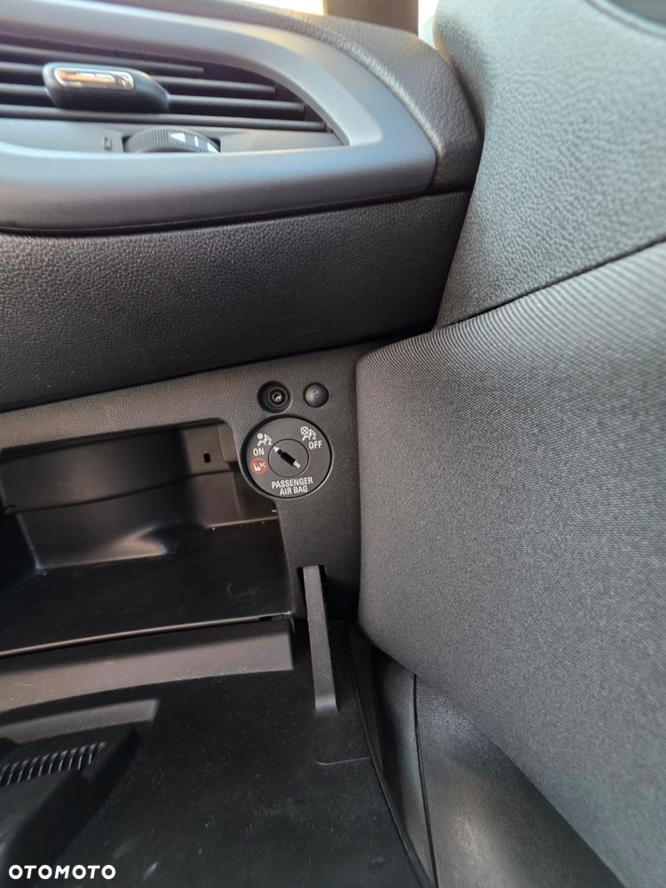 Opel Corsa - 16