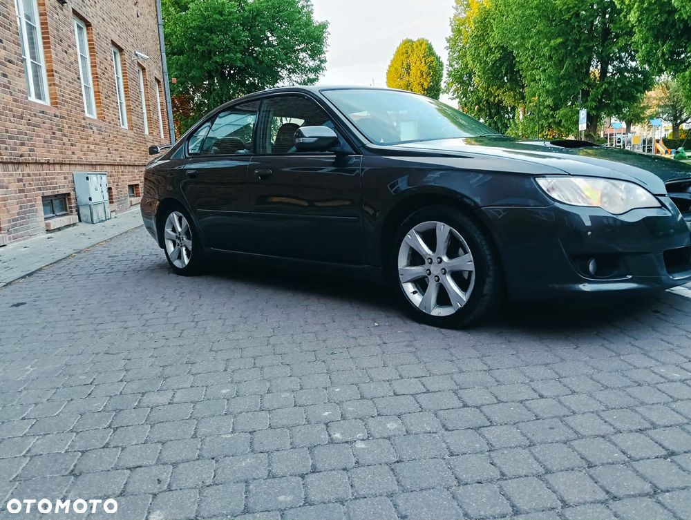 Subaru Legacy 2.0D RA 000 - 7