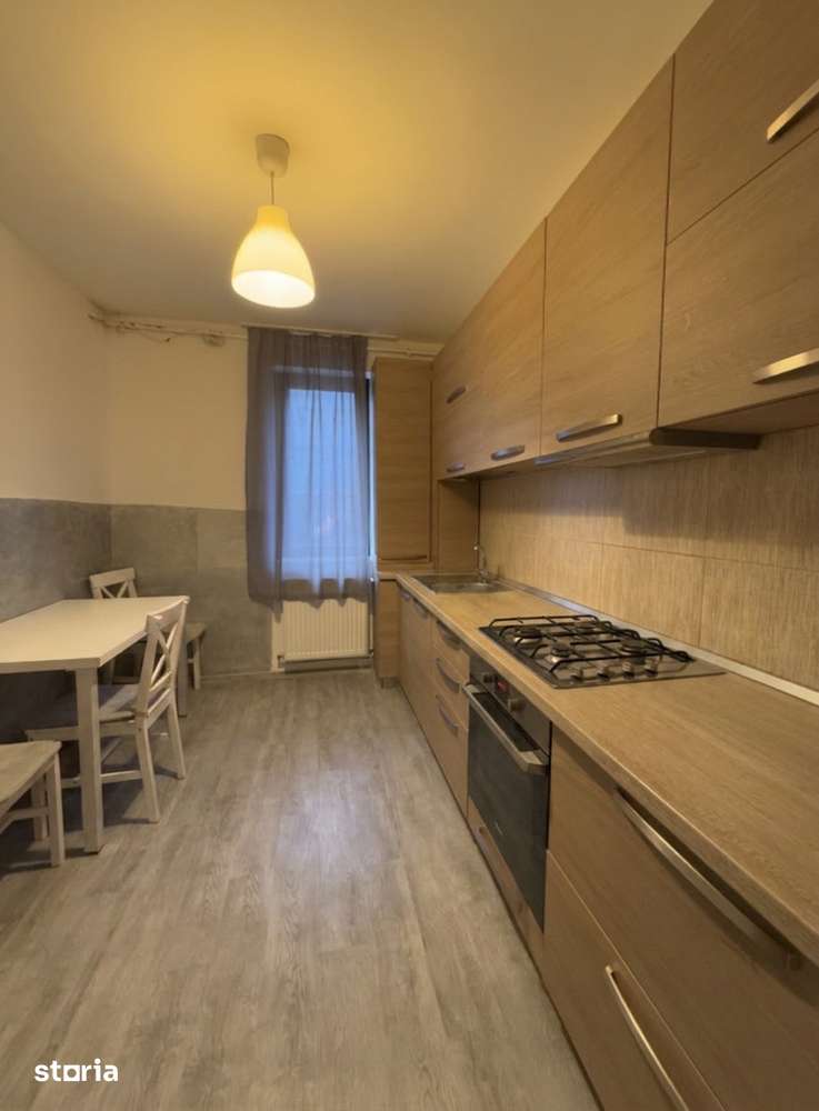 Apartament cu 2 camere decomandate, zona Mercur — fotografia 3
