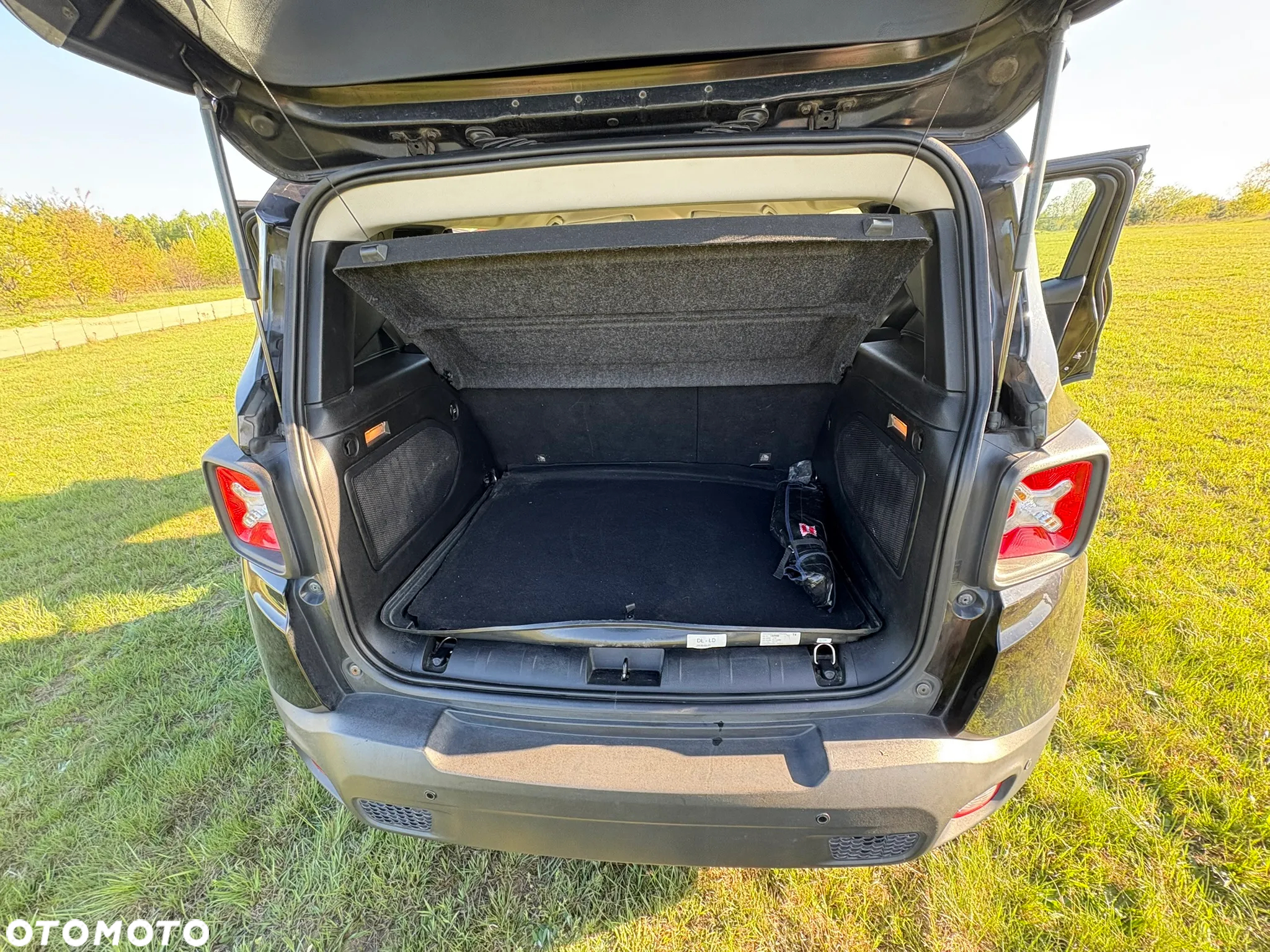 Jeep Renegade 1.4 MultiAir Longitude FWD S&S - 21