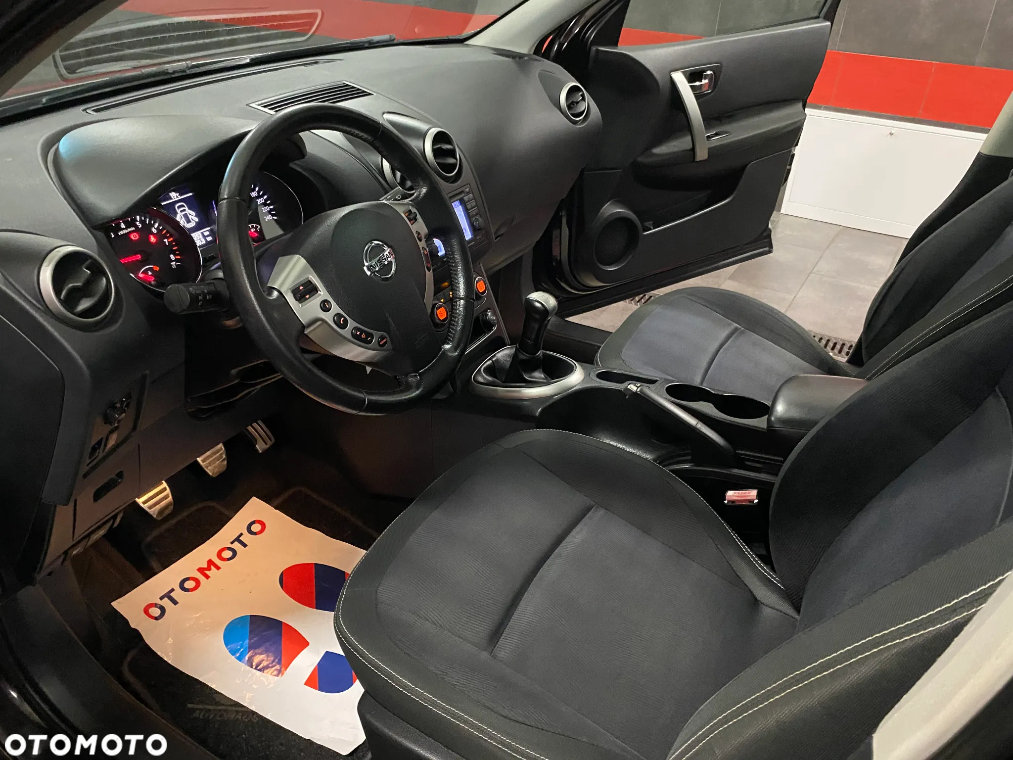 Nissan Qashqai 1.6 Tekna - 12