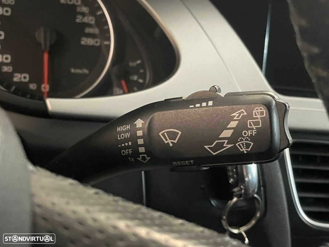 Audi A4 Avant 2.0 TDI exclusive - 38