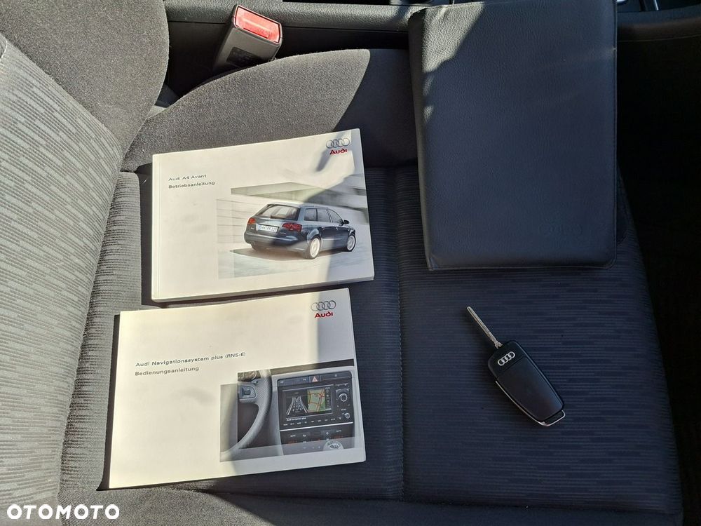 Audi A4 Avant 2.0 TDI - 28