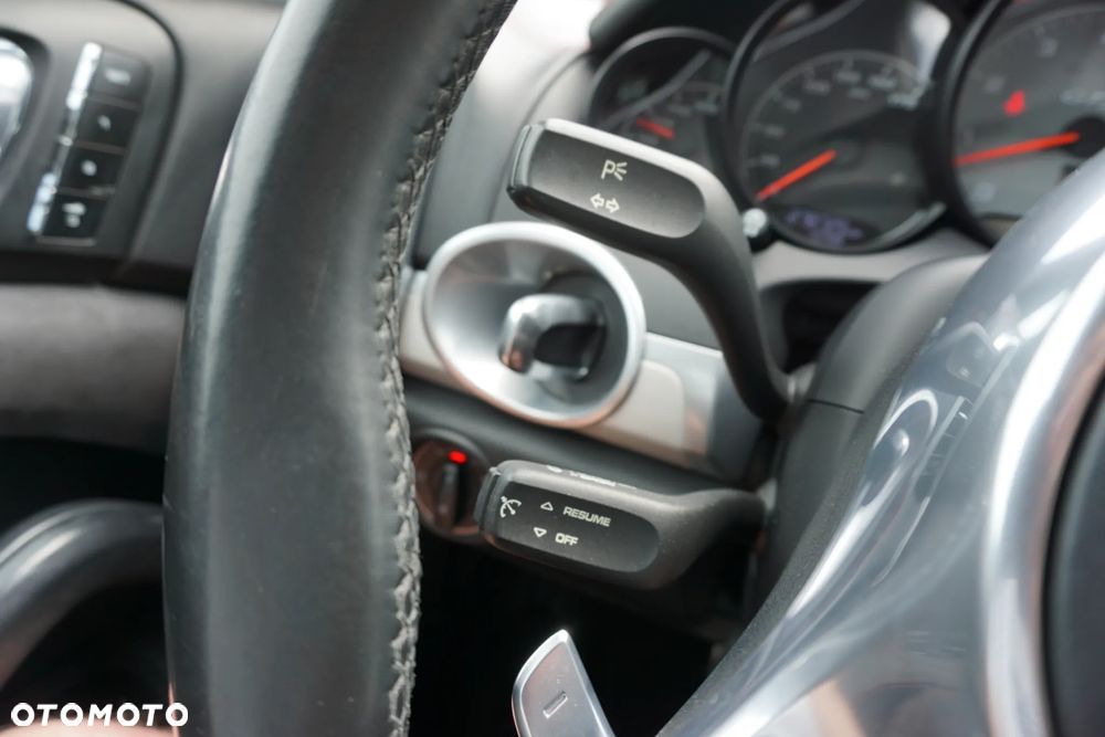 Porsche Cayenne GTS - 29