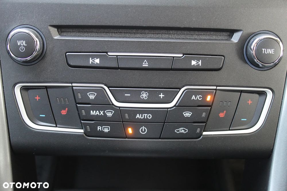 Ford Mondeo 2.0 TDCi Titanium PowerShift - 20