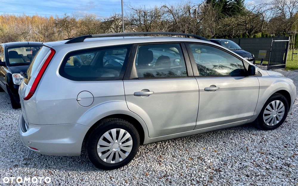 Ford Focus 1.6 16V Fun - 17