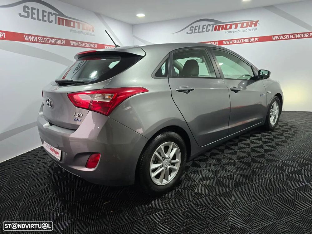 Hyundai i30 1.4 CRDi Blue Active - 4