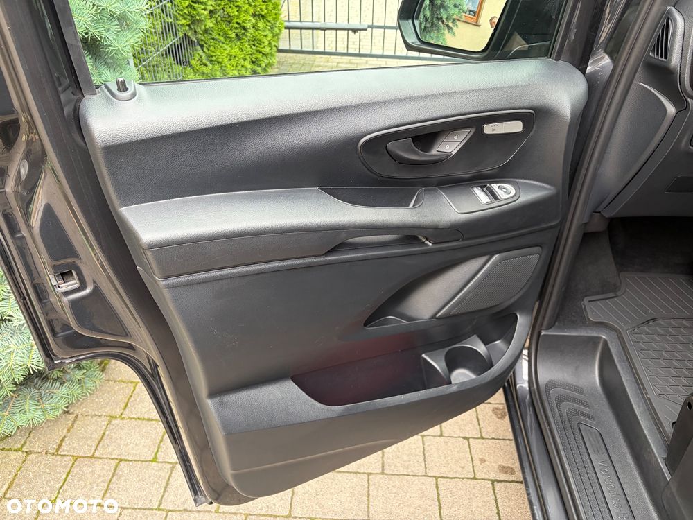 Mercedes-Benz Vito - 25