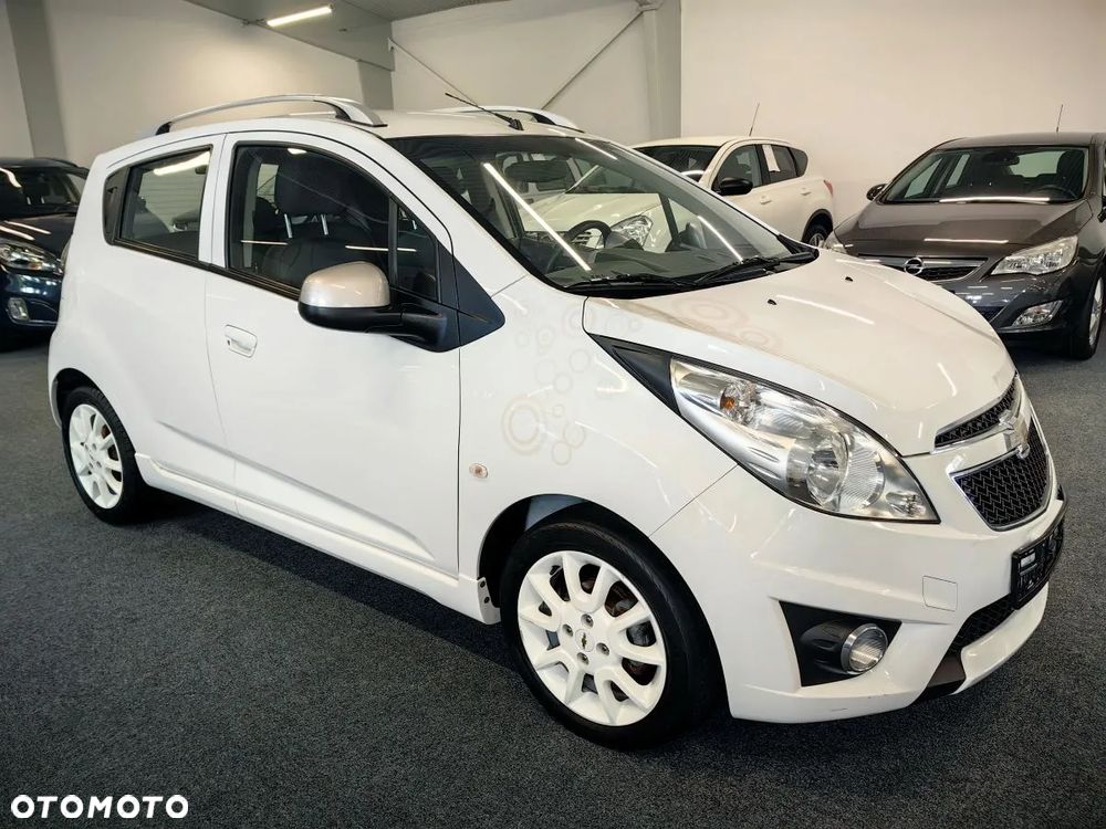Chevrolet Spark 1.2 LTZ - 3